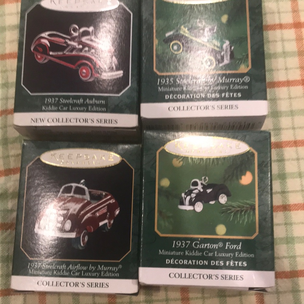 Miniature collectible series safe keep ornaments 1999 1998 2000 2001